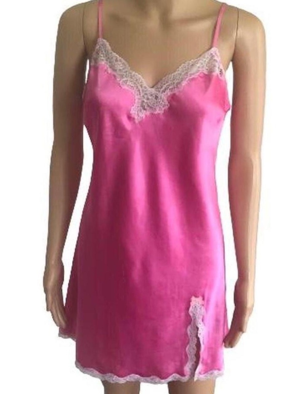 🌹Victoria’s Secret🌹 Pink Slip Size Medium